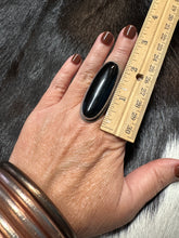 Load image into Gallery viewer, Black Onyx Slim Oval Ring
