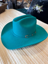 Load image into Gallery viewer, American Hat Makers- Blue Felt
